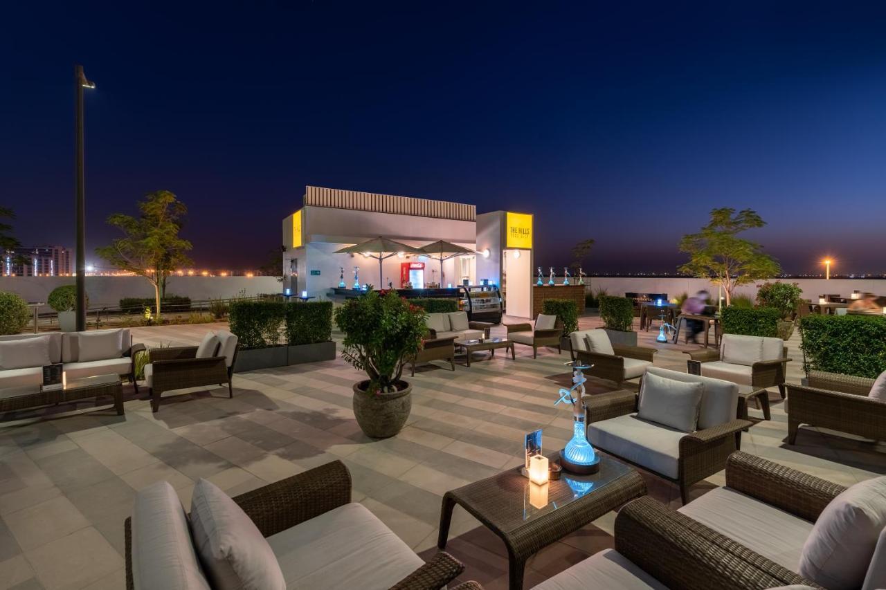 Hotel Radisson Dubai Damac Hills Exteriér fotografie